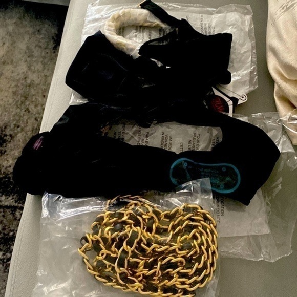 BLACK GOLD CHAIN STRAPS BELTED SCRUNCH BUTT BIKINI - Picture 4 of 8